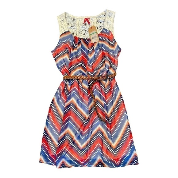 RED CAMEL, NWT, WOMENS CHEVRON PRINT, MINI DRESS WITH BELT. SIZE L - Picture 6 of 11